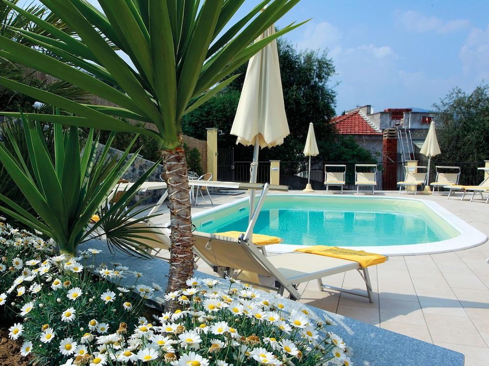 Piccolo Hotel Diano Marina Luaran gambar
