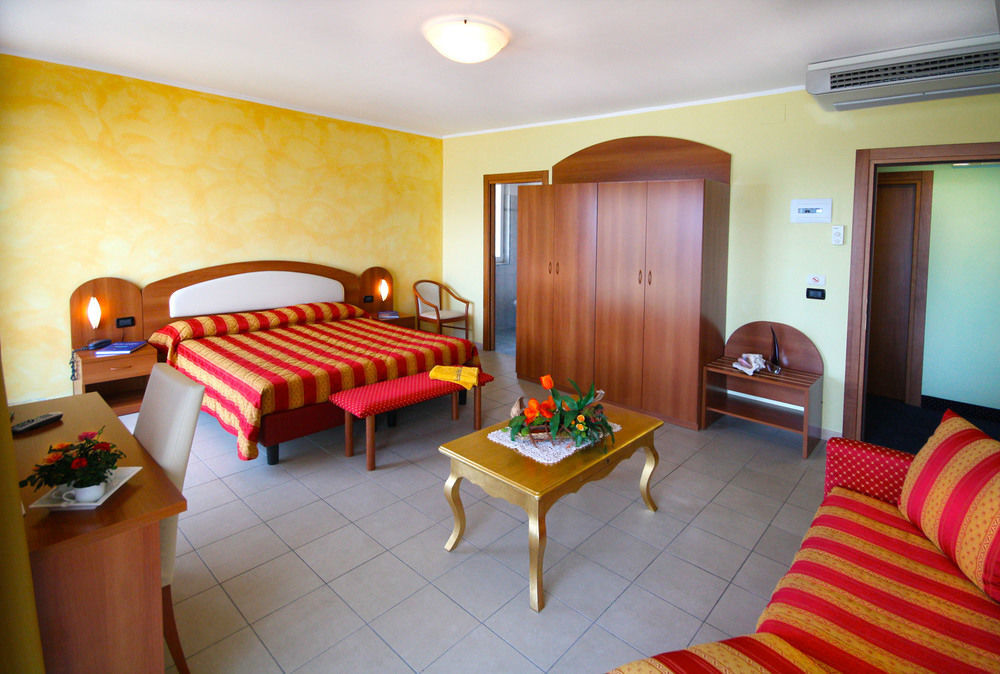 Piccolo Hotel Diano Marina Luaran gambar